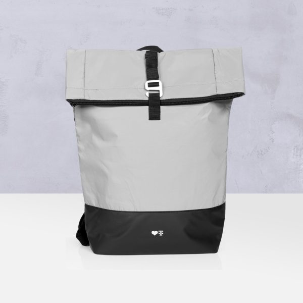 1008515_REFLECTIVE_BACKPACK_01