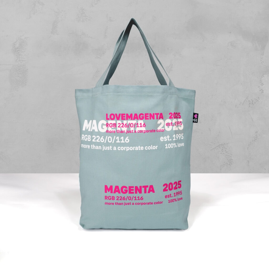 1013846_MAGENTA2025SHOPPER_01