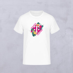 Frontansicht des weißen BLOOMING AMBASSADOR T-SHIRTS mit floraler T-Inszenierung eingefasst durch die Schriftzüge "AMBASSADOR" und "#LOVEMAGENTA"