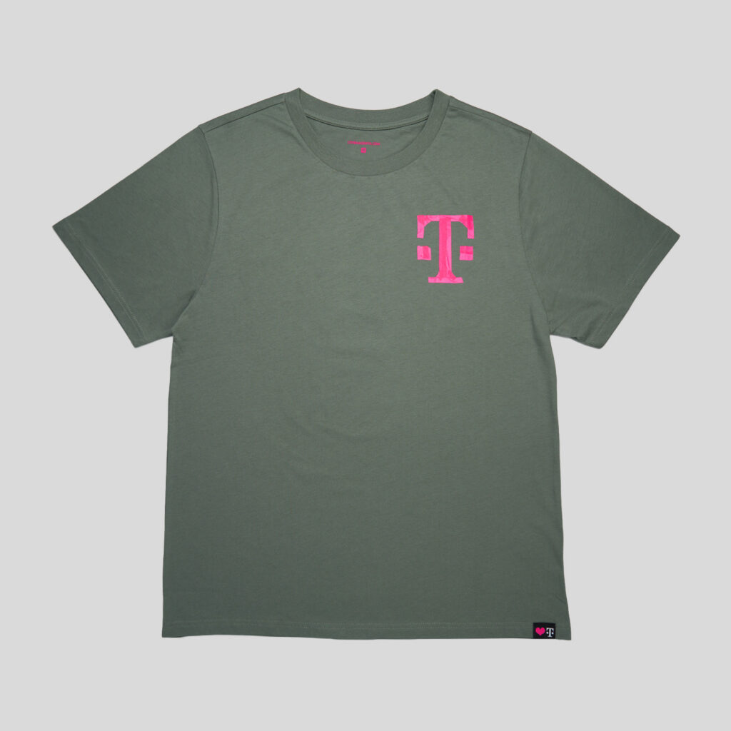 TAPE ART T-SHIRT in Grün von LOVE MAGENTA
